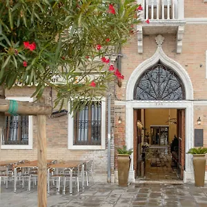 Palazzo Veneziano - Collection Βενετία