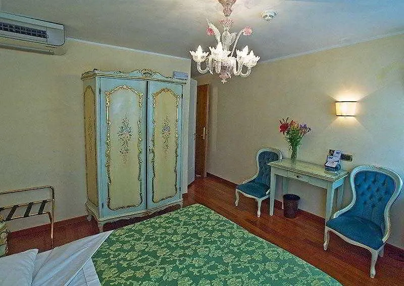 Hotel Do Pozzi Venezia