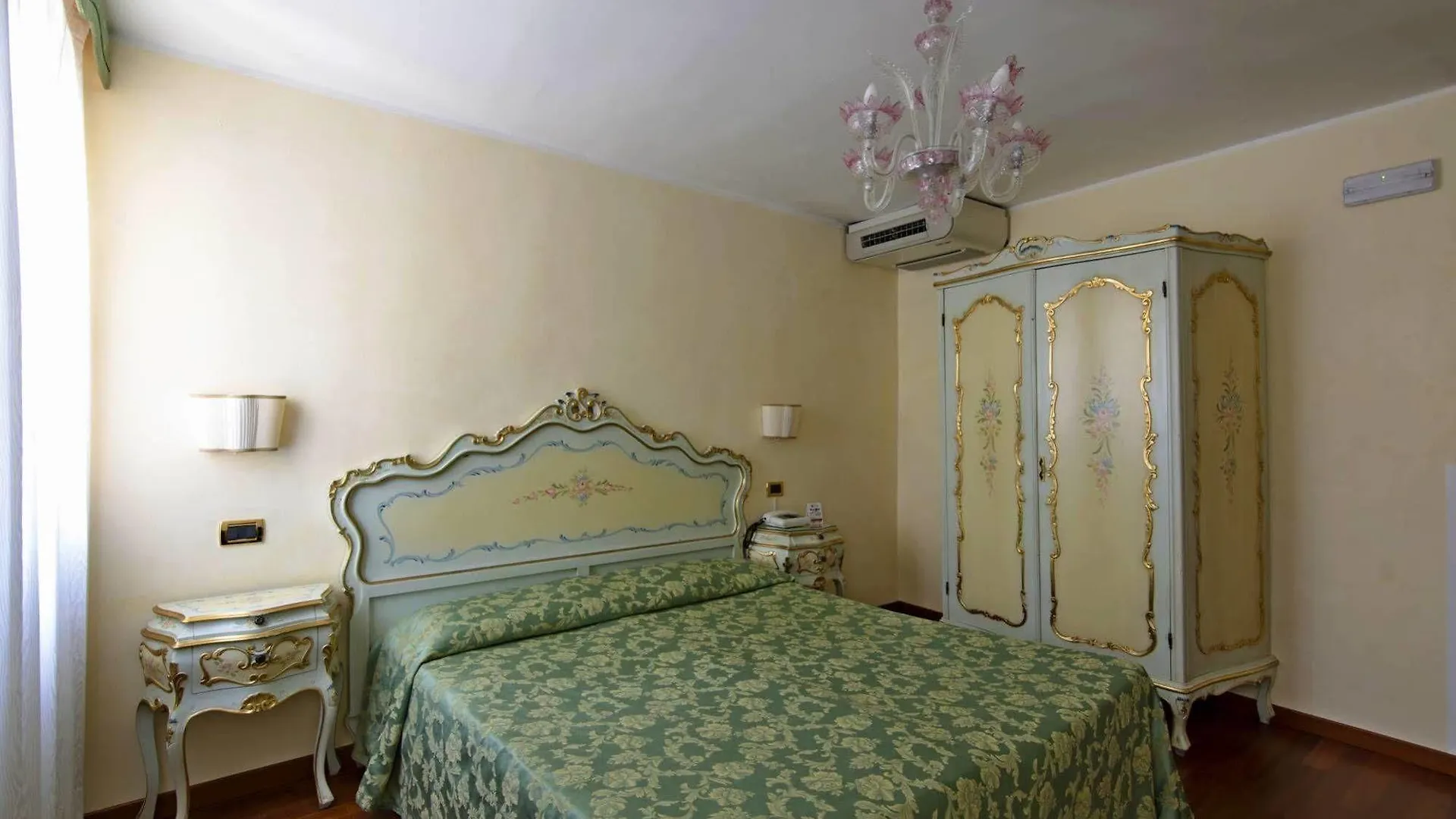 Hotel Do Pozzi Venezia
