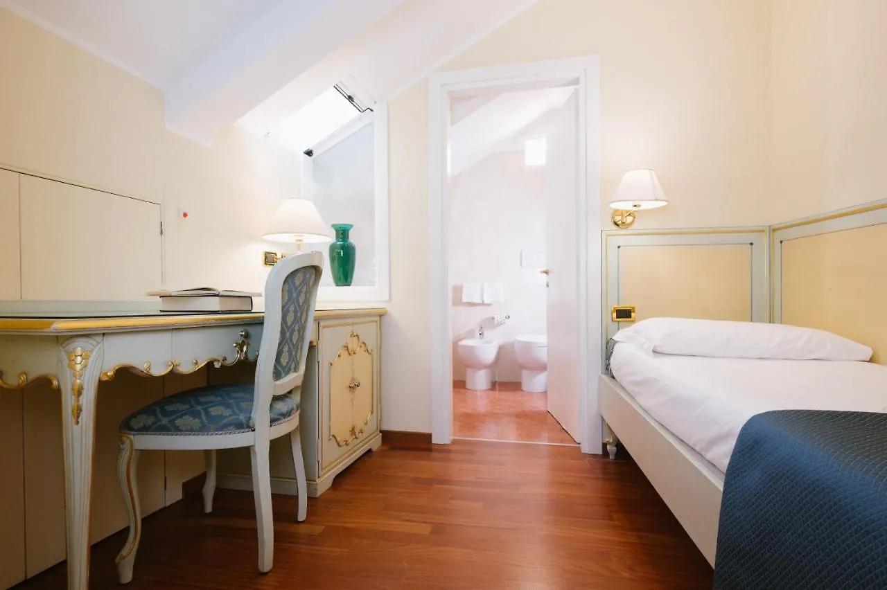 Hotel Do Pozzi Venice 3*,